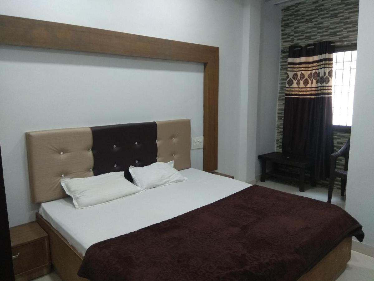 Sudha Palace Hotel Jagdalpur Exterior foto